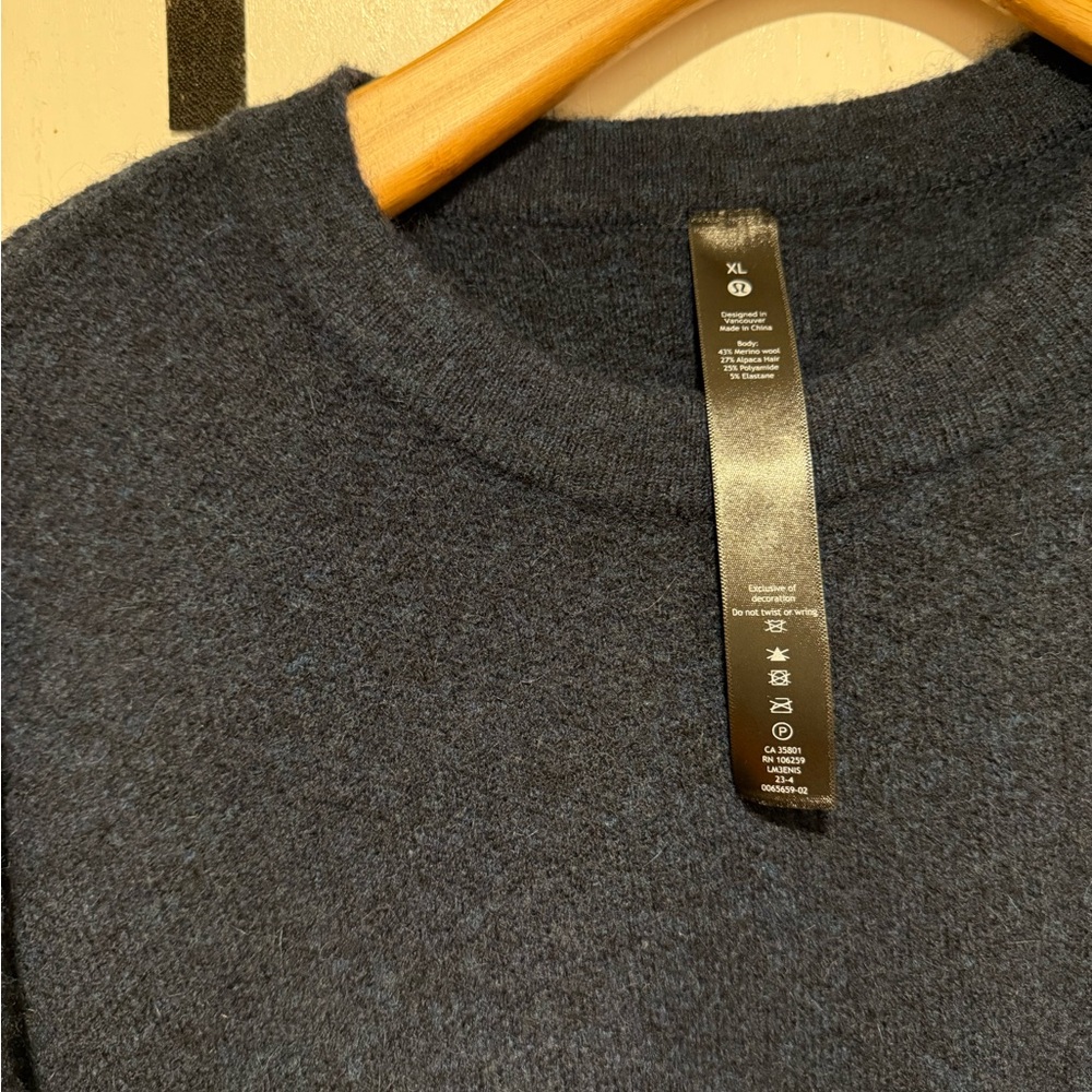 Lululemon Alpaca Wool-Blend
Crewneck Sweater men’s XL NEW NEVER USED OR WORN - Picture 10 of 10